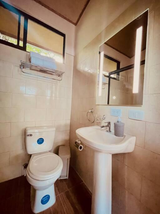 شقة Casa Noil, Beautiful Eco House Near The Beach! Puerto Viejo de Talamanca المظهر الخارجي الصورة
