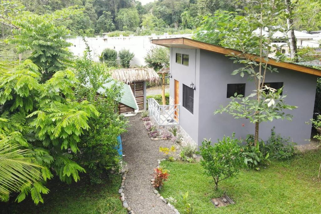 شقة Casa Noil, Beautiful Eco House Near The Beach! Puerto Viejo de Talamanca المظهر الخارجي الصورة